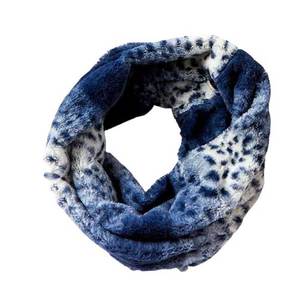  Women's scarf  Verde 06-534 blue