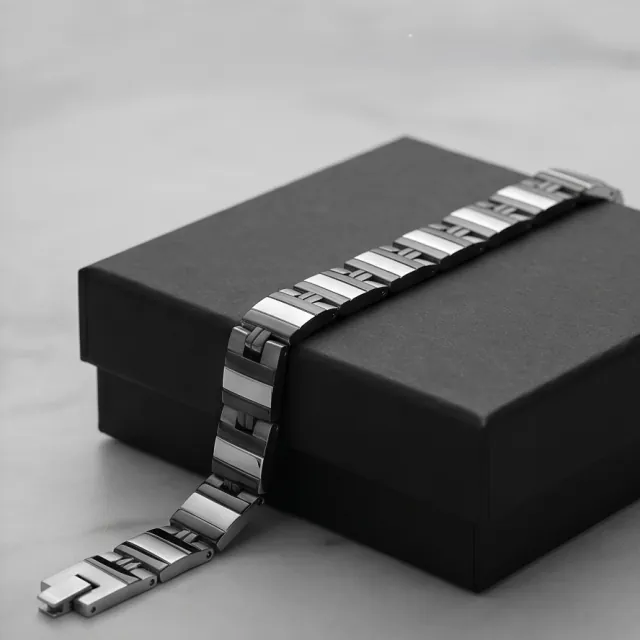 Men's bracelet