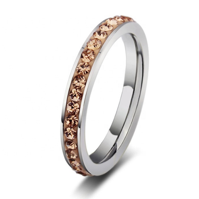Γυναικείο δαχτυλίδι βέρα με μπεζ πέτρες ατσάλι 316L ασημί bode02459