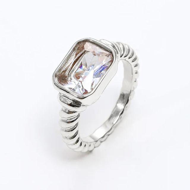 Γυναικείο δαχτυλίδι  Μονόπετρο Λευκή Πέτρα ατσάλι ασημί bode 02904