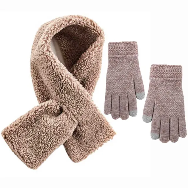 Women's knitted neck-gloves set Verde 12-0481 beige