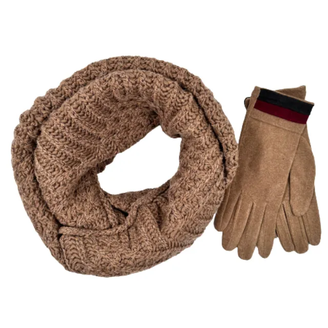 Women's knitted neck-gloves set Verde 12-0479 beige