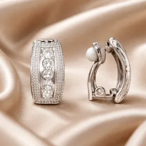 Σκουλαρίκια με clip και λευκές πέτρες ασημί  bode 01610