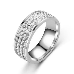 Γυναικείο δαχτυλίδι βέρα με λευκές πέτρες ατσάλι 316L ασημί bode02461