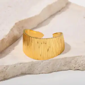 Γυναικείο δαχτυλίδι bode 02461 ατσάλι 316L χρυσό 
