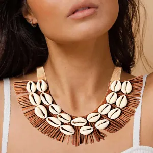 Women's knitted necklace with impressive design beige bode 03663
