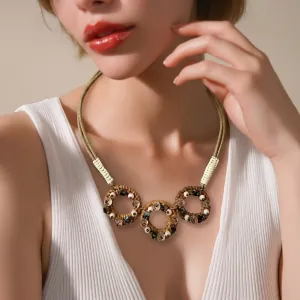 Καλοκαιρινό γυναικείο κολιέ πλεκτό με σχέδιο μπεζ bode 03672