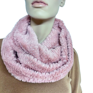  Women's scarf  Verde 06-0485 pink