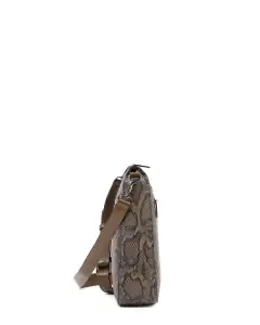 Cross body bag Doca 18931 brown